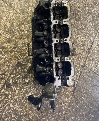 Renault Megane II Engine head 