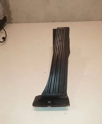 BMW 5 E60 E61 Accelerator throttle pedal 8366590