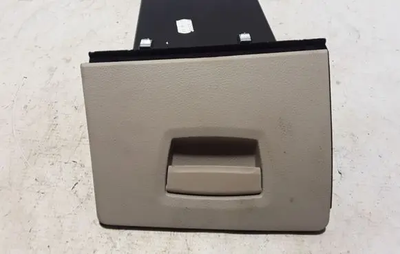 BMW 5 F10 F11 Glove box 9166696