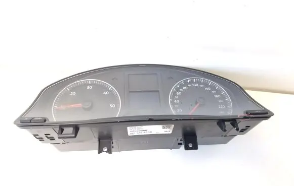 Volkswagen Jetta V Speedometer (instrument cluster) 1K0920863B