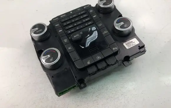 Volvo V60 Climate control unit 31443425