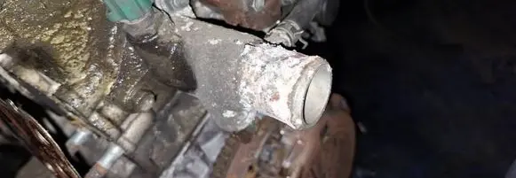 Suzuki Swift I Engine coolant pipe/hose
