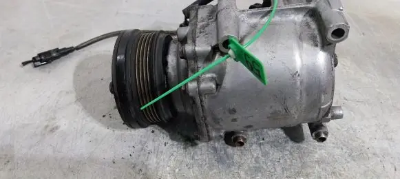 Ford Fiesta Air conditioning (A/C) compressor (pump) TRV090-3501