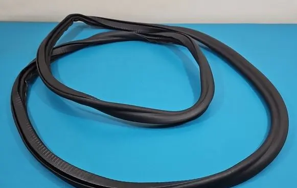 BMW 5 G30 G31 G38 Front door rubber seal 7337000 IMPRK1551247