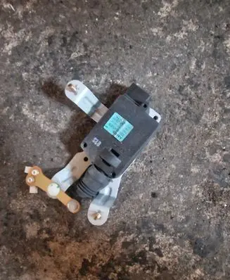 Hyundai Santa Fe Central locking motor 9575026000