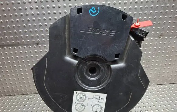 Renault Kadjar Subwoofer speaker S26301335 281708976R