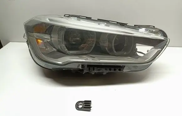 BMW X1 F48 F49 Headlight/headlamp 7472220