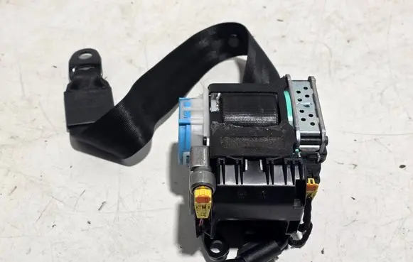 Audi A5 8T 8F Front seatbelt 8F1857705