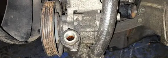 Audi A4 S4 B5 8D Power steering pump