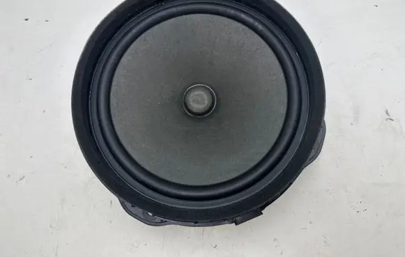 Audi A3 S3 8V Front door speaker 8V0035415D