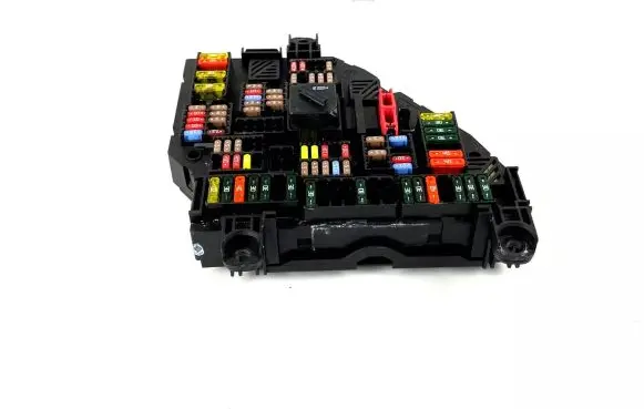 BMW 6 F06 Gran coupe Fuse module 9264924