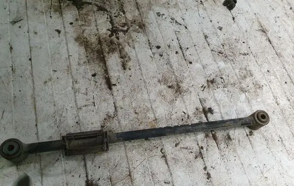 Mercedes-Benz ML W164 Rear upper control arm/wishbone NOCODE