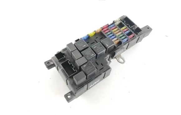 Volvo XC90 Fuse module 8678449 518827001