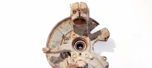 Volkswagen Golf V Front wheel hub