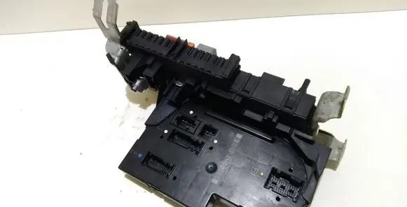 Mercedes-Benz E W212 Comfort/convenience module 2129060505 2129012304 2129028502