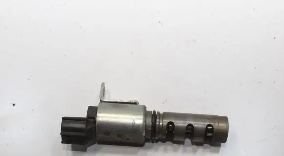 Lexus GS 250 350 300H 450H Oil pressure sensor 338010