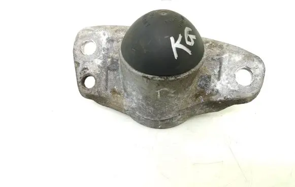 Volkswagen PASSAT B6 Front shock absorber mounting bracket 3C0513353 1J0512135A
