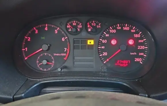Speedometer (instrument cluster)