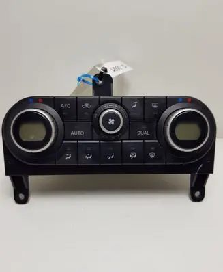 Nissan Qashqai Climate control unit 27500BR40B