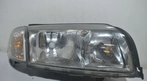 Volvo S60 Headlight/headlamp