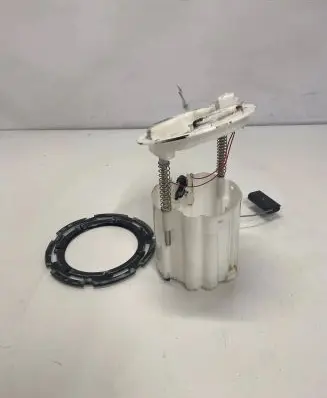 Maserati Ghibli Fuel injection high pressure pump 670003733 Q00895253733