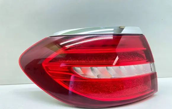 Mercedes-Benz E W213 Rear/tail lights A2139068700 633000