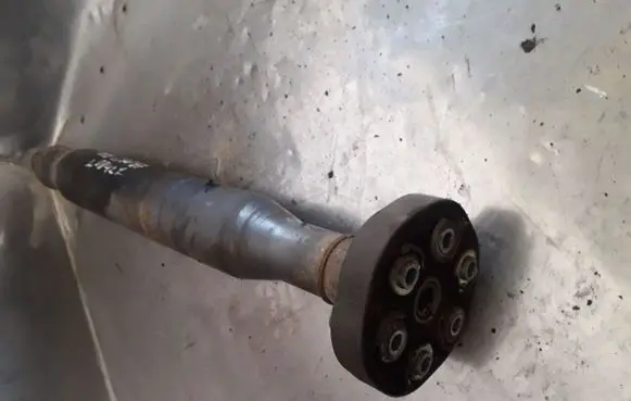 Mercedes-Benz E W210 Rear driveshaft/prop shaft 