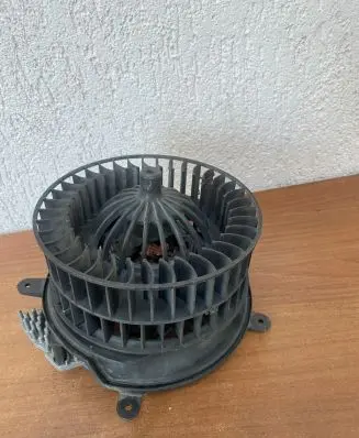 Mercedes-Benz E W210 Air conditioning (A/C) fan (condenser) A2108206210 E983
