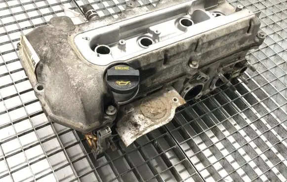Suzuki Swift I Engine head M15A
