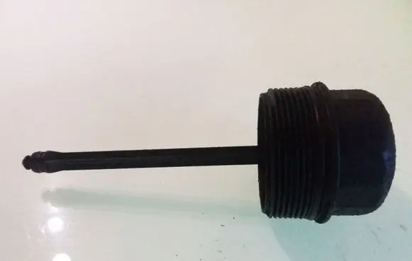Volkswagen Golf IV Oil filter cover 038115433 8733552
