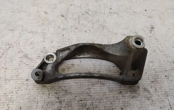 Volkswagen Transporter - Caravelle T5 A/C compressor mount bracket 070260885A
