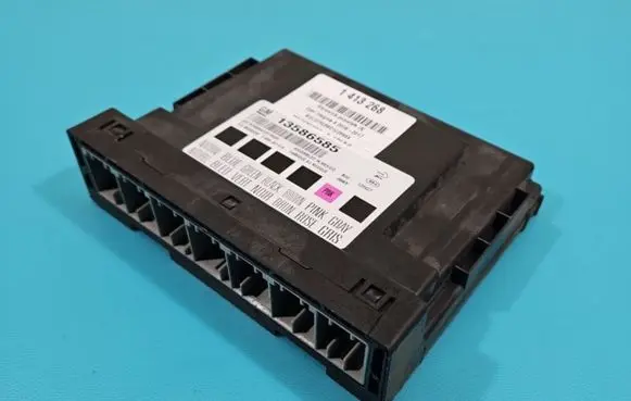 Opel Insignia A Central body control module 13586585 IMPRK1413268