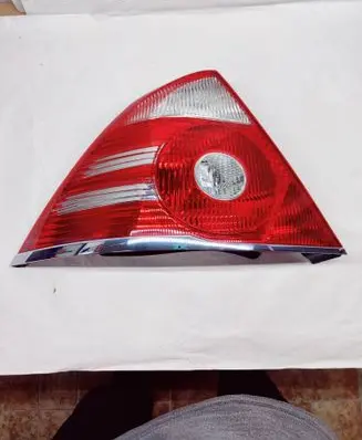 Ford Mondeo Mk III Rear/tail lights 1464087 6S7113A603EB