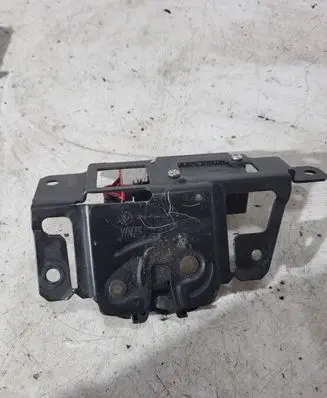 BMW X3 E83 Tailgate/trunk/boot lock/catch/latch 7057364