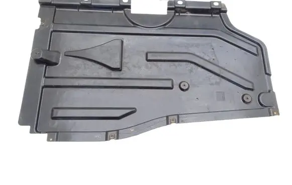 BMW X3 F25 Engine splash shield/under tray 7213674
