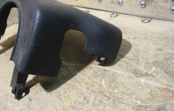 Steering wheel column trim