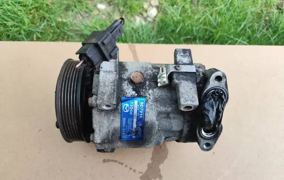 Mazda 3 II Air conditioning (A/C) compressor (pump) SD7V16 BBR461450 0106110921