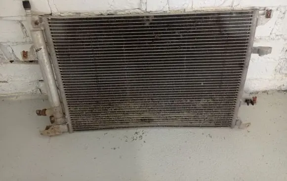 Volvo V70 A/C cooling radiator (condenser)
