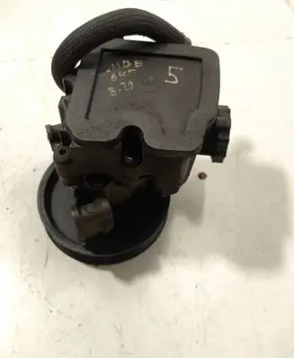 Mercedes-Benz E W211 Power steering pump A0044662001