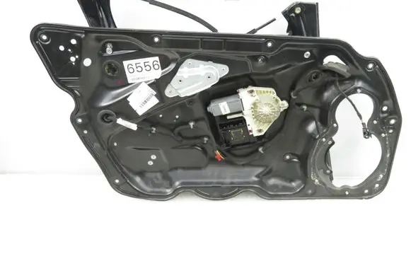 Volkswagen PASSAT B6 Front door window regulator with motor 1K0959793M 1K0959701Q F005S00293