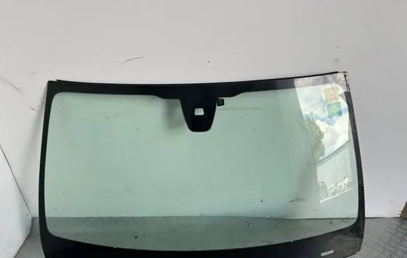 Mercedes-Benz E W213 Front windscreen/windshield window 
