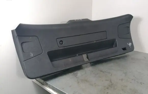 Audi A4 S4 B8 8K Tailgate/boot lid cover trim 8K9867979