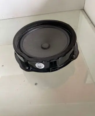Audi Q2 - Front door speaker 8V0035415C