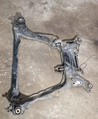 Volvo XC70 Front subframe 31406805 Y381