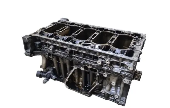 Volvo V70 Engine block 31251203 31251467