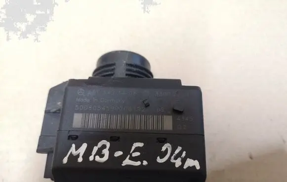 Mercedes-Benz E W211 Ignition lock 2115451408 33002209