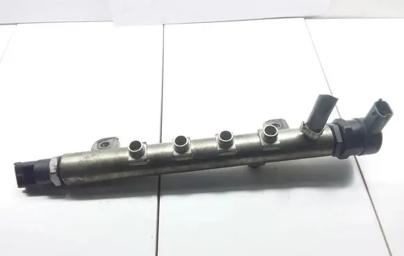 Opel Vectra C Fuel main line pipe 55188056 0445214057