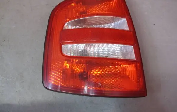 Skoda Fabia Mk1 (6Y) Rear/tail lights 6Y9945095B