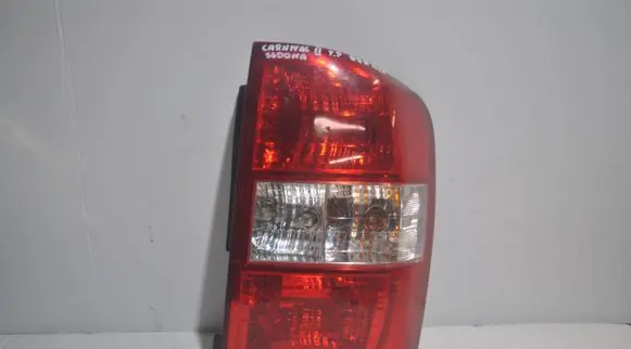 KIA Sedona Rear/tail lights