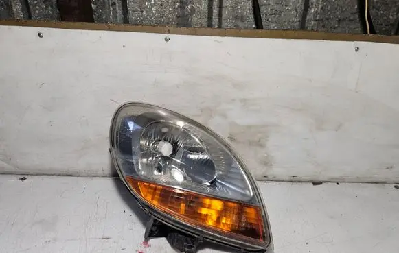 Renault Kangoo I Headlight/headlamp 8200150617